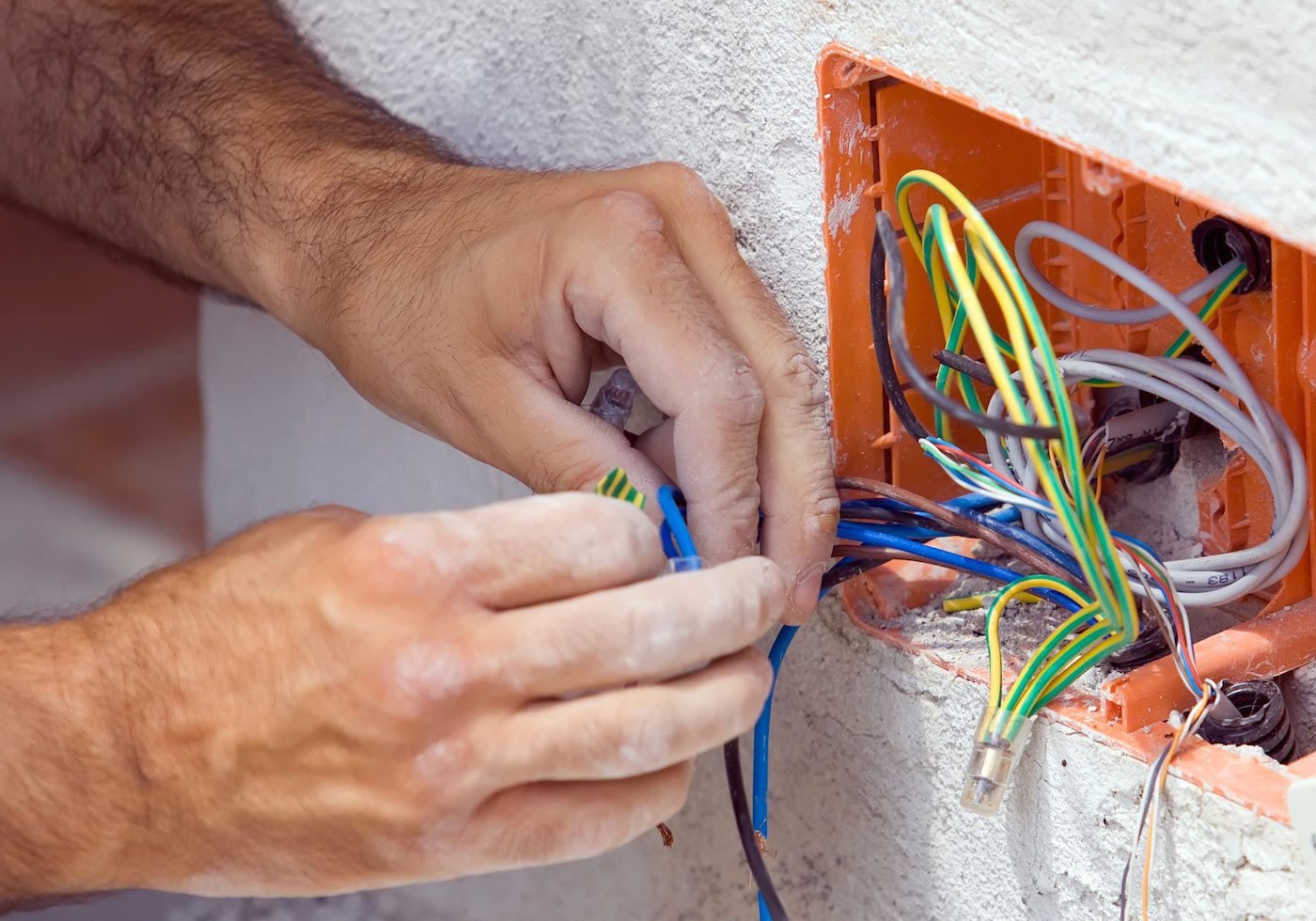 Services 2 Electricians 001
